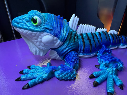 Blue Flexible Iguana